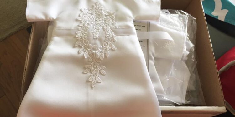 Bride Cuts Up Dress The Day After Wedding To Show What 17 Small Pieces Could Do