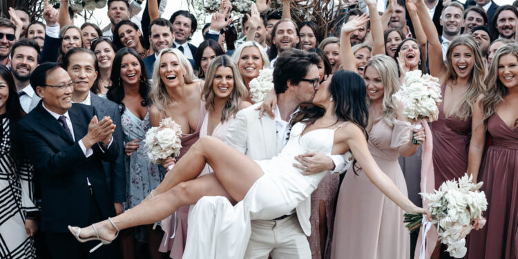 Fashion Ceo Of An $85Million Clothing Company Wears A $299 Wedding Dress To Marry Her Boyfriend